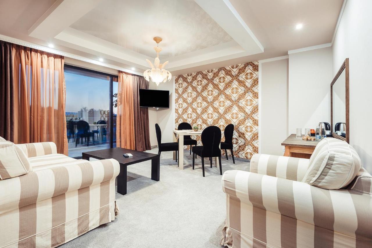 Opu Boutique Hotel Varna Eksteriør billede